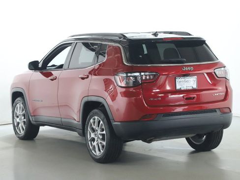 Used 2025 Jeep Compass Limited AWD/4WD image 40