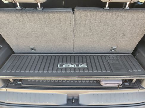 New 2026 Lexus LX 700h Luxury image 23