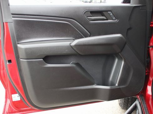 Used 2023 Chevrolet Colorado Trail Boss w/ Advanced Trailering Package image 7