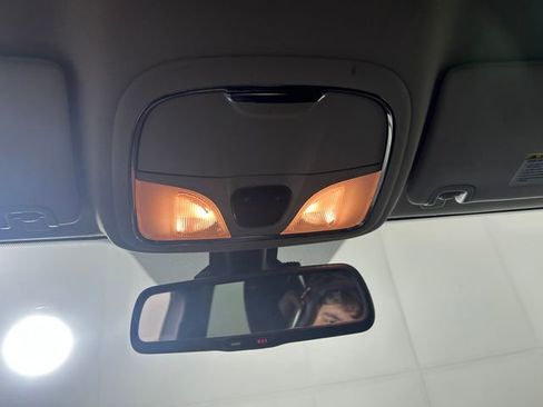 Used 2015 Jeep Cherokee Latitude w/ Cold Weather Group image 25