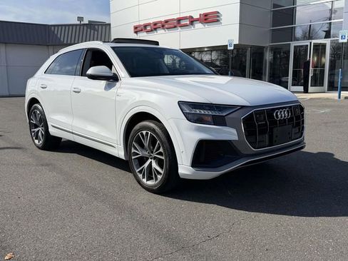 Used 2023 Audi Q8 Premium Plus w/ Premium Plus Package AWD/4WD image 5
