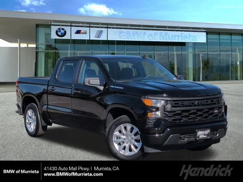 Used 2024 Chevrolet Silverado 1500 Custom image 1