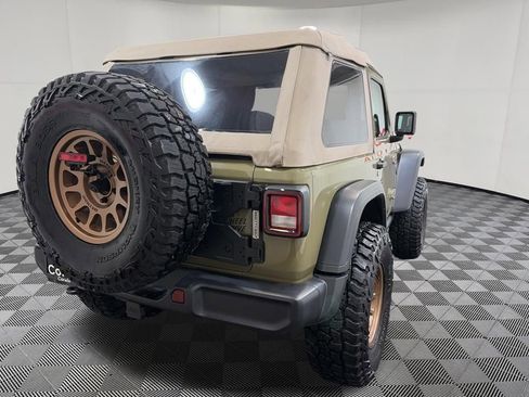 Used 2025 Jeep Wrangler Sport AWD/4WD image 7