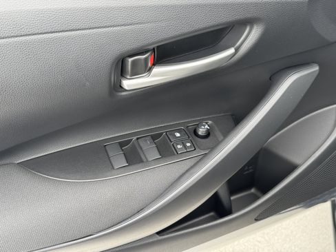 New 2026 Toyota Corolla SE FWD image 18