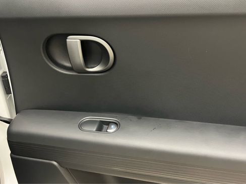 New 2026 Hyundai Ioniq 5 SEL image 21