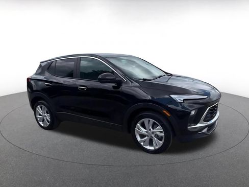 Used 2025 Buick Encore GX Preferred FWD image 2