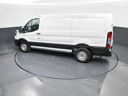 New 2025 Ford Transit 150 Low Roof RWD image 39