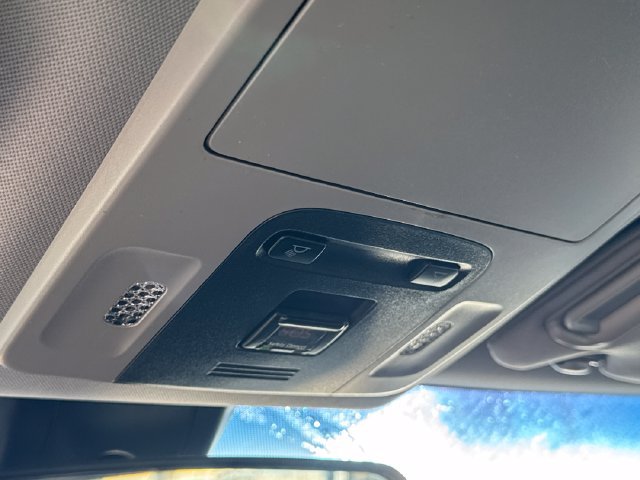 Used 2019 Toyota Camry SE FWD image 35
