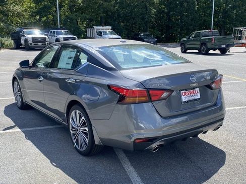 New 2025 Nissan Altima 2.5 SL image 5