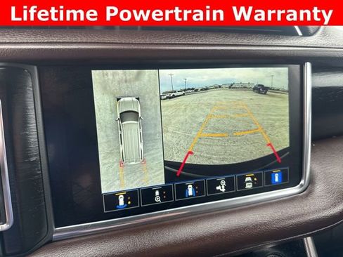 Used 2022 GMC Yukon Denali AWD/4WD image 19