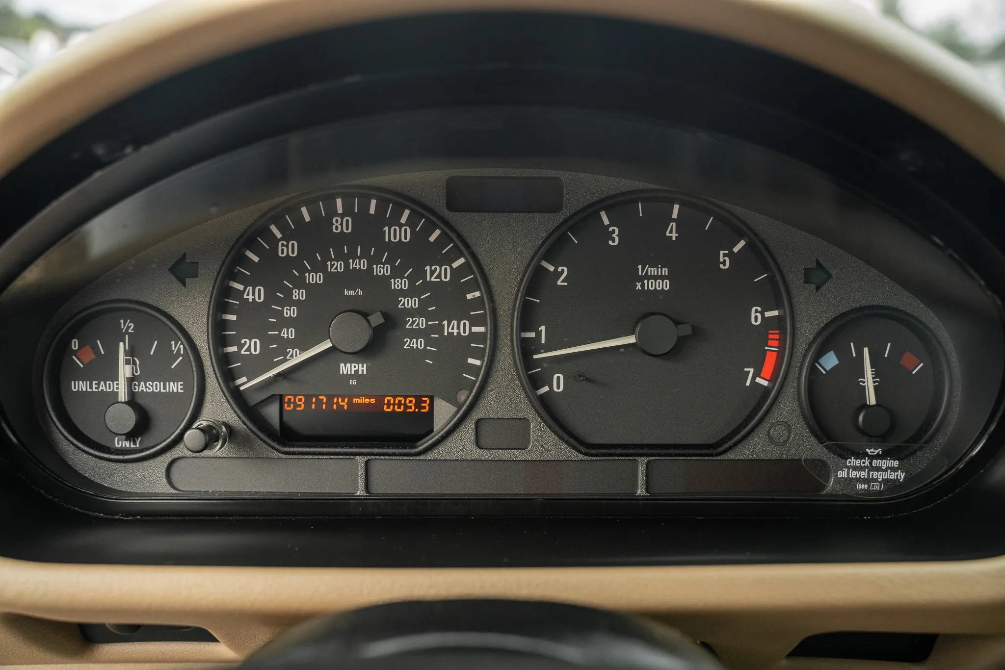 Used 1999 BMW Z3 2.5i RWD image 21