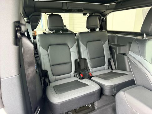 Used 2024 Ford Bronco Big Bend image 15