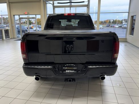 Used 2015 RAM 1500 Express image 5