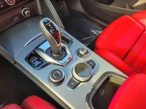 New 2025 Alfa Romeo Stelvio Sprint w/ Veloce Package image 17