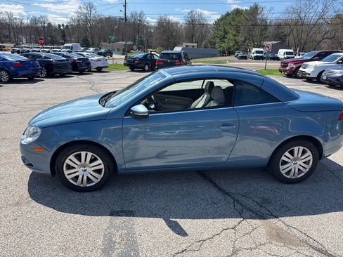Used 2010 Volkswagen Eos Komfort image 17
