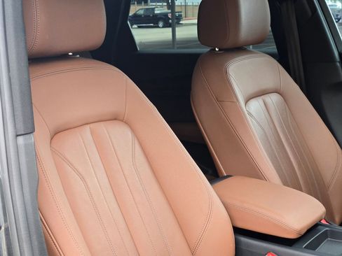 Used 2022 Audi Q5 2.0T Premium w/ Convenience Package image 30