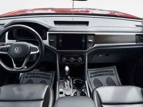 Used 2023 Volkswagen Atlas SE AWD/4WD image 16