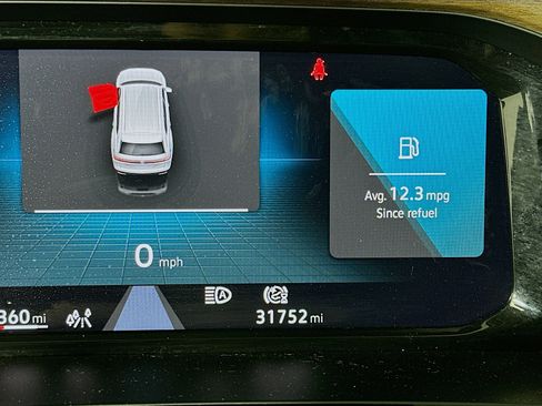 Used 2025 Volkswagen Atlas SE image 19