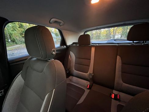 Used 2025 Chevrolet TrailBlazer LT image 35