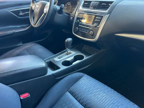 Used 2016 Nissan Altima 2.5 S w/ Power Driver Seat Package FWD image 16