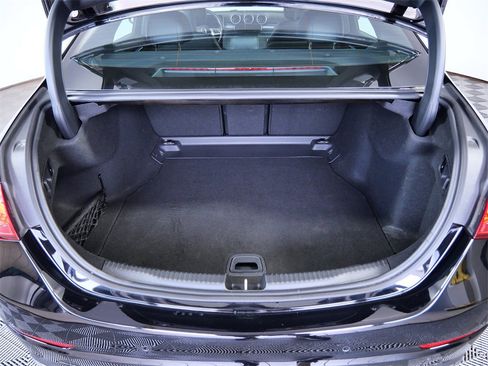 Used 2025 Mercedes-Benz C 300 4MATIC Sedan image 11