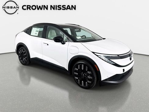 New 2026 Nissan Leaf Platinum+ FWD image 3