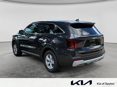 New 2026 Kia Sorento LX FWD image 7