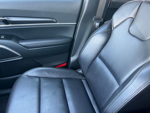 Used 2025 Kia Telluride S FWD image 38