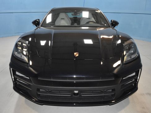 New 2025 Porsche Panamera 4 AWD/4WD image 23