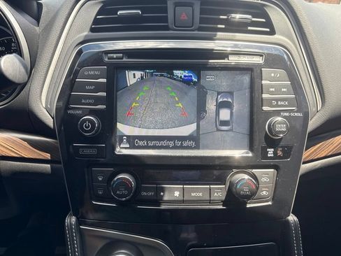 Used 2016 Nissan Maxima Platinum FWD image 26