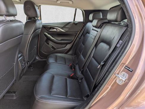 Used 2017 INFINITI QX30 Premium w/ Navigation Package image 19