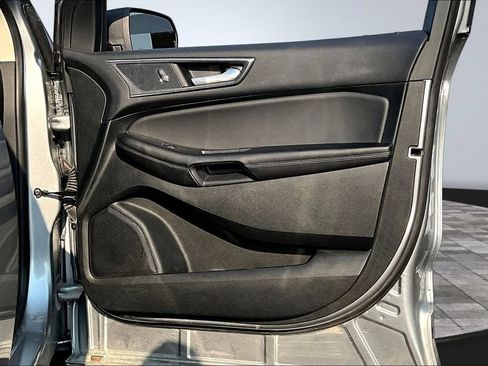 Used 2023 Ford Edge SE AWD/4WD image 23