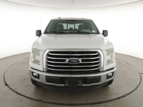 Used 2016 Ford F150 XLT w/ Equipment Group 302A Luxury RWD image 2
