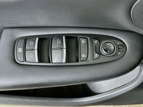 Used 2023 INFINITI QX50 Luxe AWD/4WD image 15