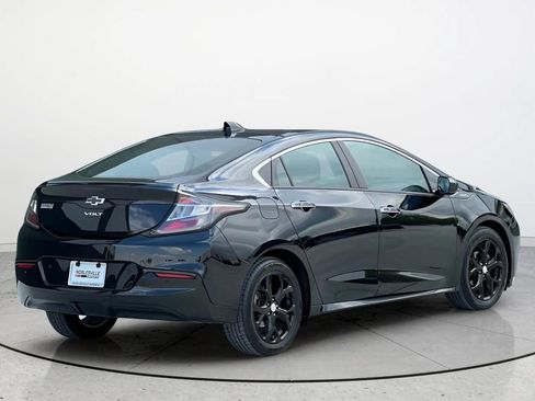 Used 2017 Chevrolet Volt Premier w/ Driver Confidence II Package FWD image 37