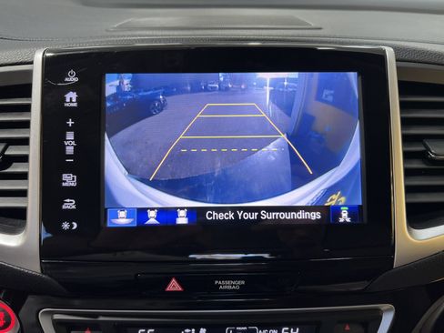 Used 2017 Honda Pilot Elite image 25