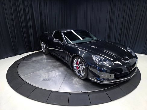 Used 2012 Chevrolet Corvette Grand Sport w/ 3LT Preferred Equipment Group RWD image 8