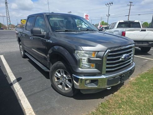 Used 2015 Ford F150 XLT w/ Equipment Group 301A Mid image 3