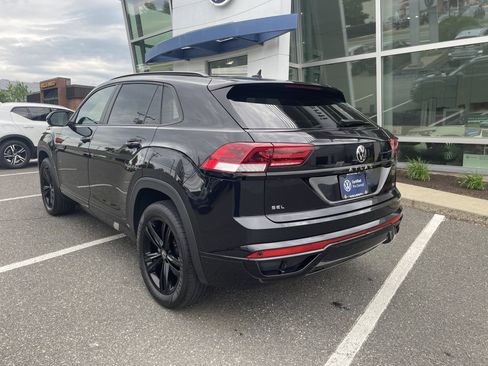 Used 2022 Volkswagen Atlas Cross Sport SEL R-Line AWD/4WD image 6