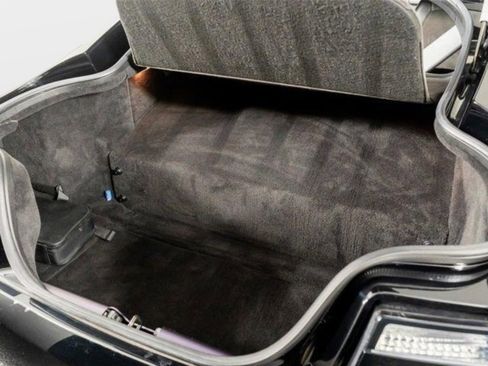 Used 2015 Aston Martin V8 Vantage GT RWD image 44