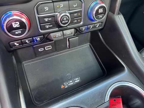 Used 2023 GMC Yukon XL AT4 image 55