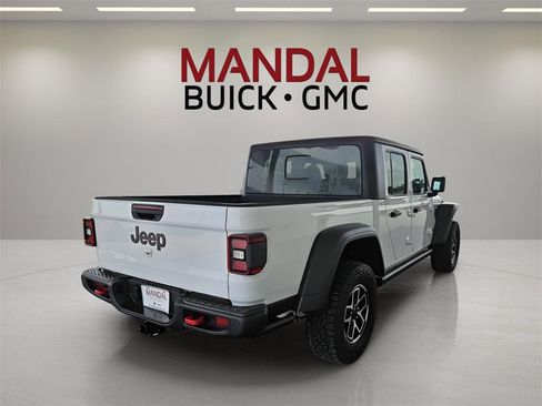 Used 2024 Jeep Gladiator Rubicon image 6