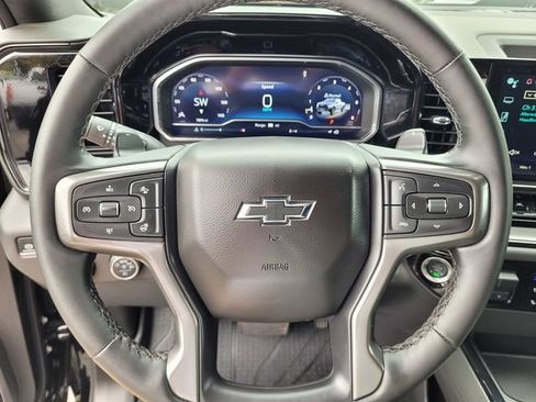 Used 2025 Chevrolet Silverado 1500 ZR2 w/ Technology Package AWD/4WD image 28