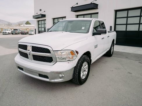 Used 2014 RAM 1500 Classic SLT w/ Luxury Group image 3