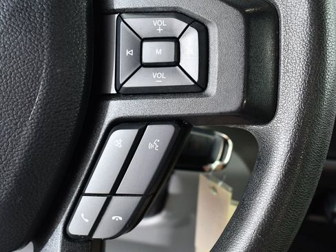 Used 2019 Ford F250 XLT w/ Snow Plow Prep Package image 34