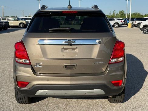 Used 2020 Chevrolet Trax Premier FWD image 4