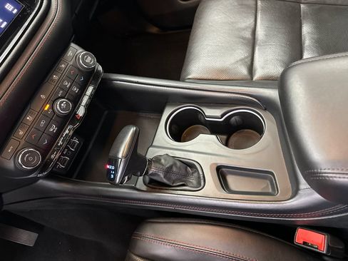 Used 2024 Dodge Durango GT AWD/4WD image 33
