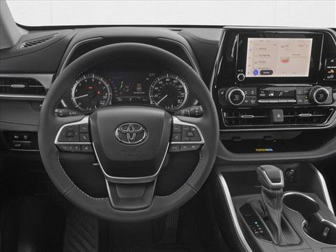 New 2026 Toyota Highlander XLE AWD/4WD image 4