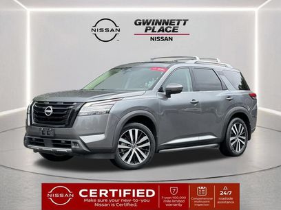 Certified 2024 Nissan Pathfinder Platinum w/ Black Appearance Package