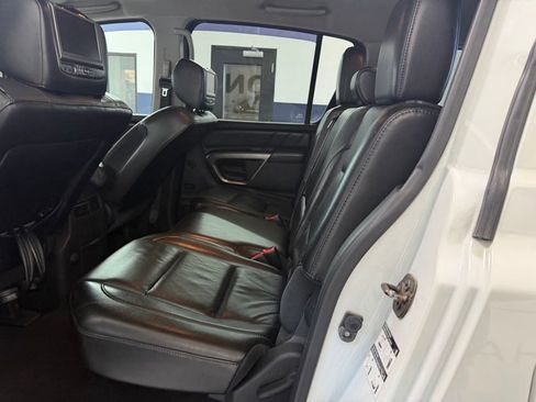 Used 2015 Nissan Armada SL RWD image 33